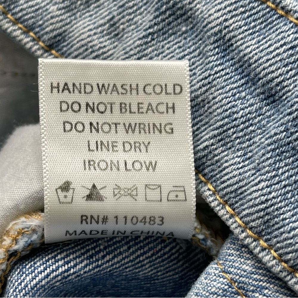 Fashion Nova button fly distressed Jean shorts Can’t cuff me denim shorts 7 - Picture 7 of 8